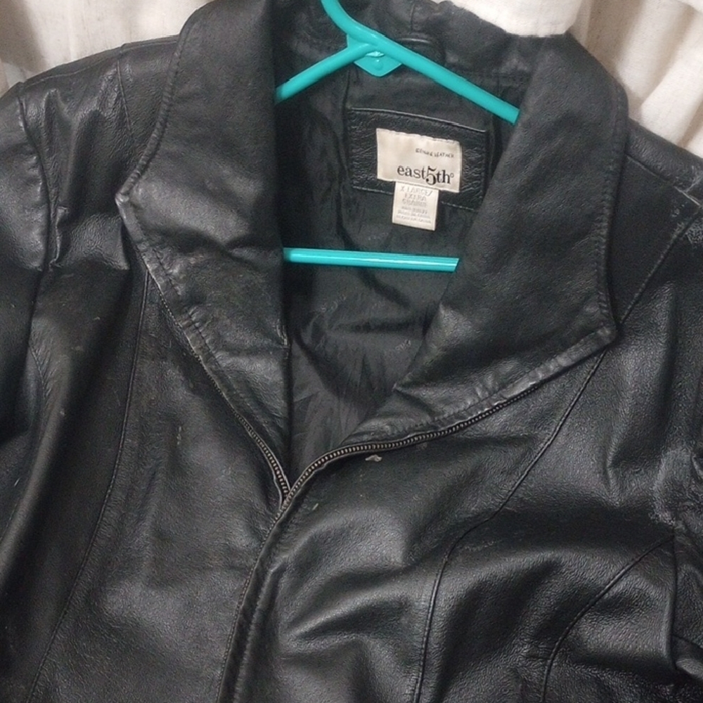 East 5th Black Leather Jacket for Men Or Woman XL Great Condition Vintage